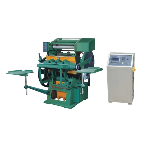 Distance-controlled plain pressured warm printing machine