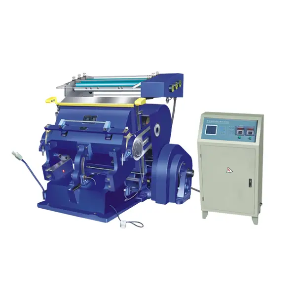 Distance-controlled warm printing cutting machine