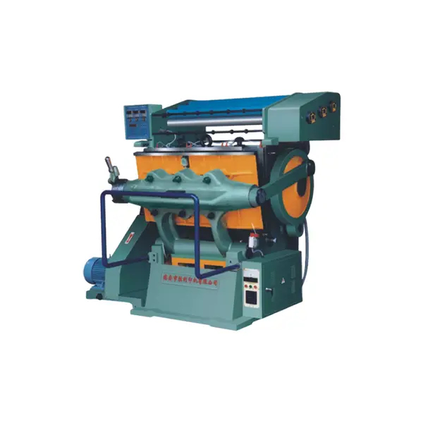 Distance-controlled bronzing press cutting machine